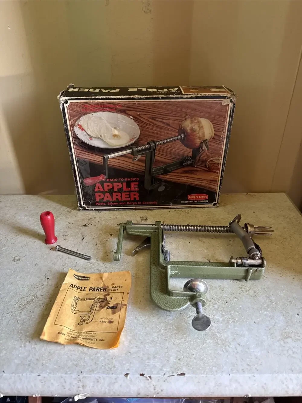 Vintage Back to Basics Peel Away Apple Corer Peeler Parer